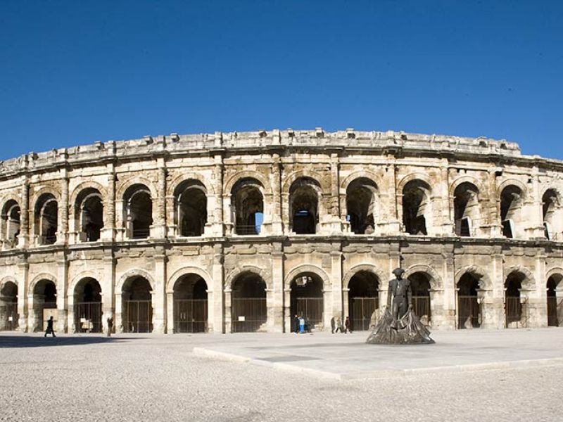Arènes de Nîmes, Maison Carrée, Tour Magne